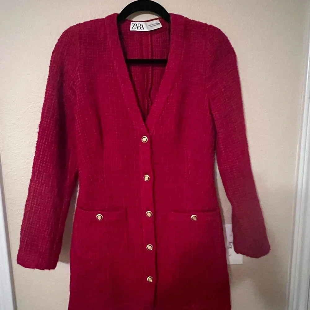 Chic Red Button-Up Zara Cardigan Dress - Picture 3 of 7